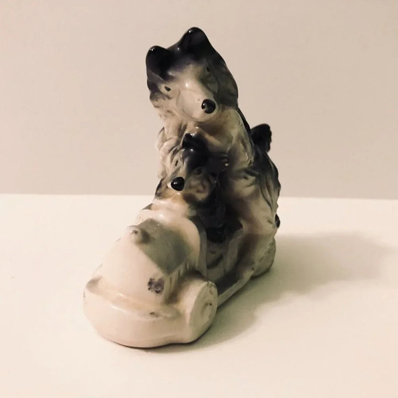 Vintage Husky Dog and Puppy on Small Train 3 Inch Long Figurine Japan - Picture 2 of 12